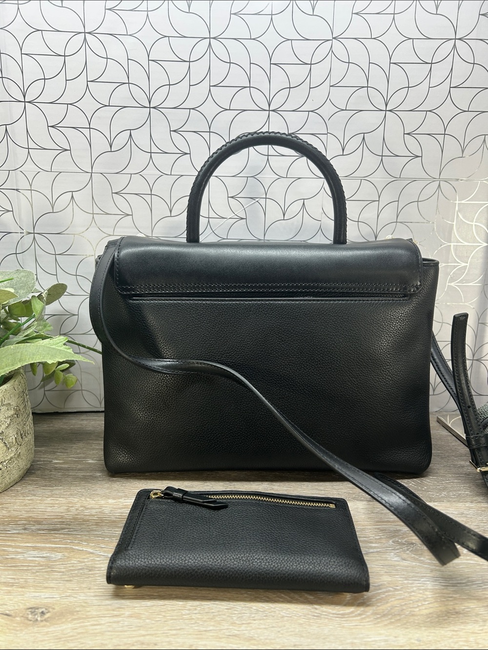 6552 kate spade Black Leather Satchel with Pearl Studs 270936552 - Picture 2 of 11